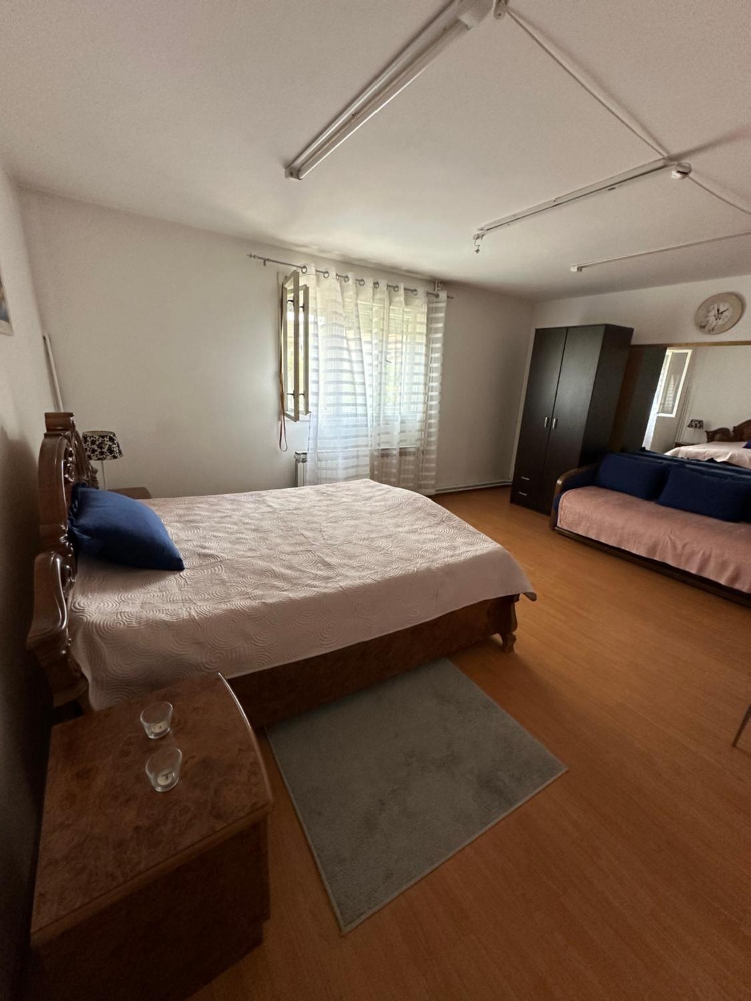 Day & Night Apartment Чуприя Экстерьер фото